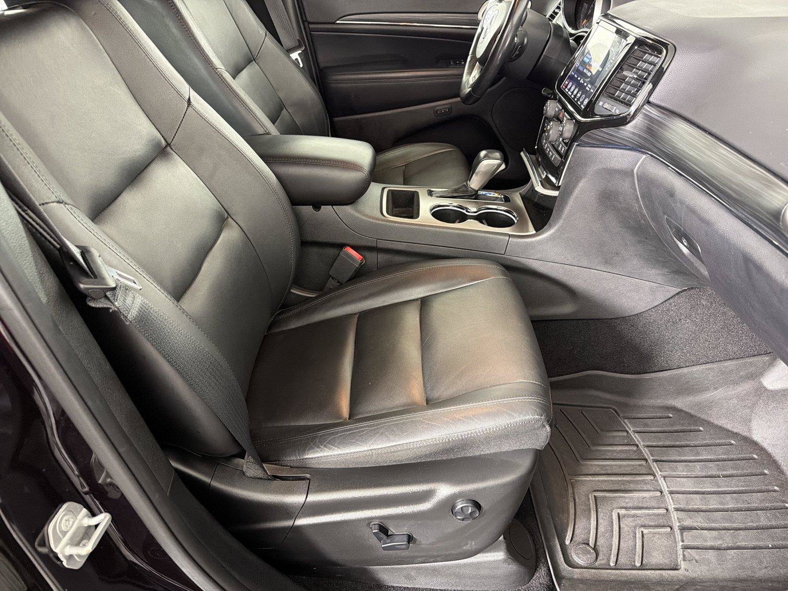 Used 2021 Jeep Grand Cherokee Limited RWD image 11