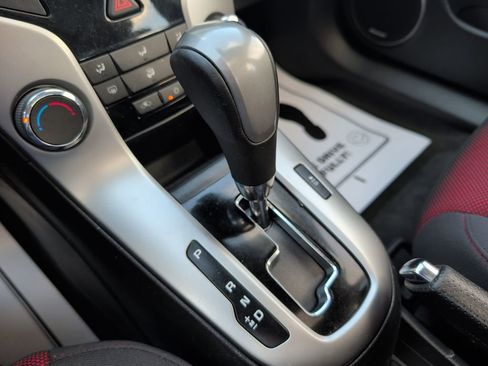 Used 2014 Chevrolet Cruze LT w/ All-Star Edition image 16