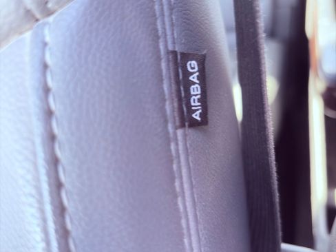 Used 2018 GMC Sierra 1500 SLT w/ SLT Premium Package image 14