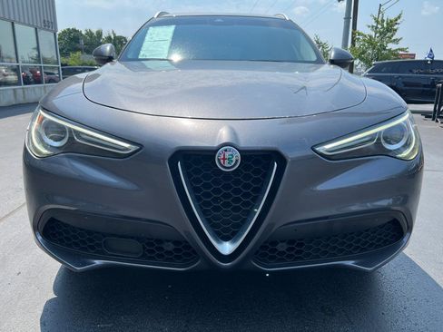 Used 2018 Alfa Romeo Stelvio Ti AWD/4WD image 9