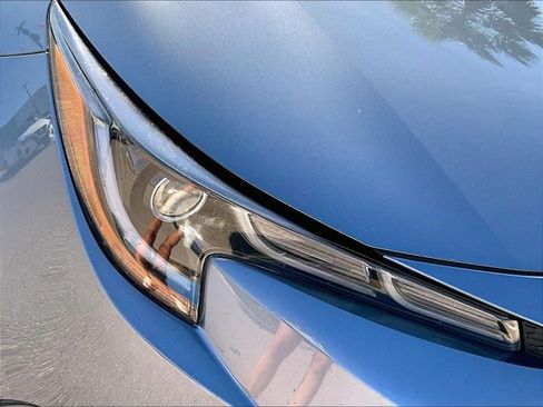 Used 2021 Toyota Corolla LE FWD image 28