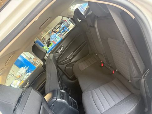 Used 2024 Ford Edge SE AWD/4WD image 23