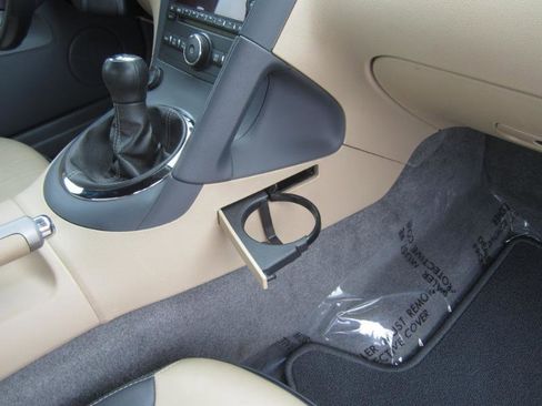 Used 2006 Pontiac Solstice Convertible w/ Premium Package image 14