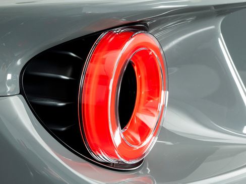 Used 2020 Ford GT Carbon Series image 25