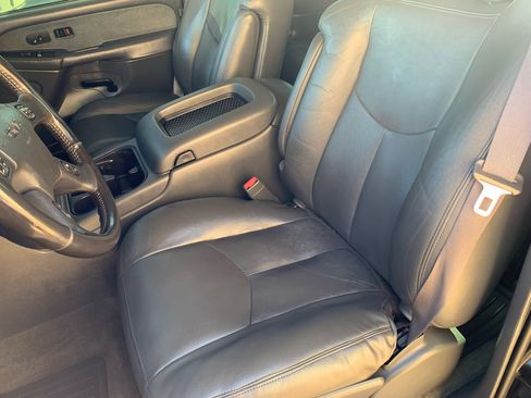 Used 2003 GMC Sierra 2500 SLT w/ SLT Preferred Equipment Group image 25