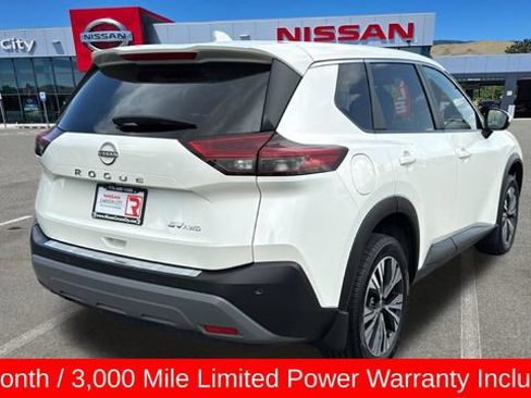 Used 2023 Nissan Rogue SV AWD/4WD image 3