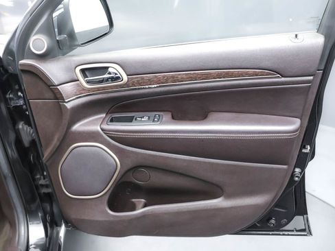 Used 2014 Jeep Grand Cherokee Summit image 37