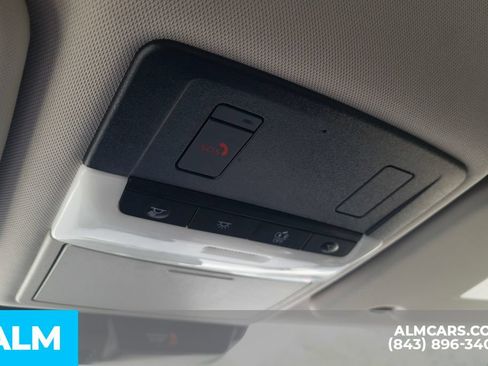 Used 2024 Mitsubishi Outlander SE AWD/4WD image 16