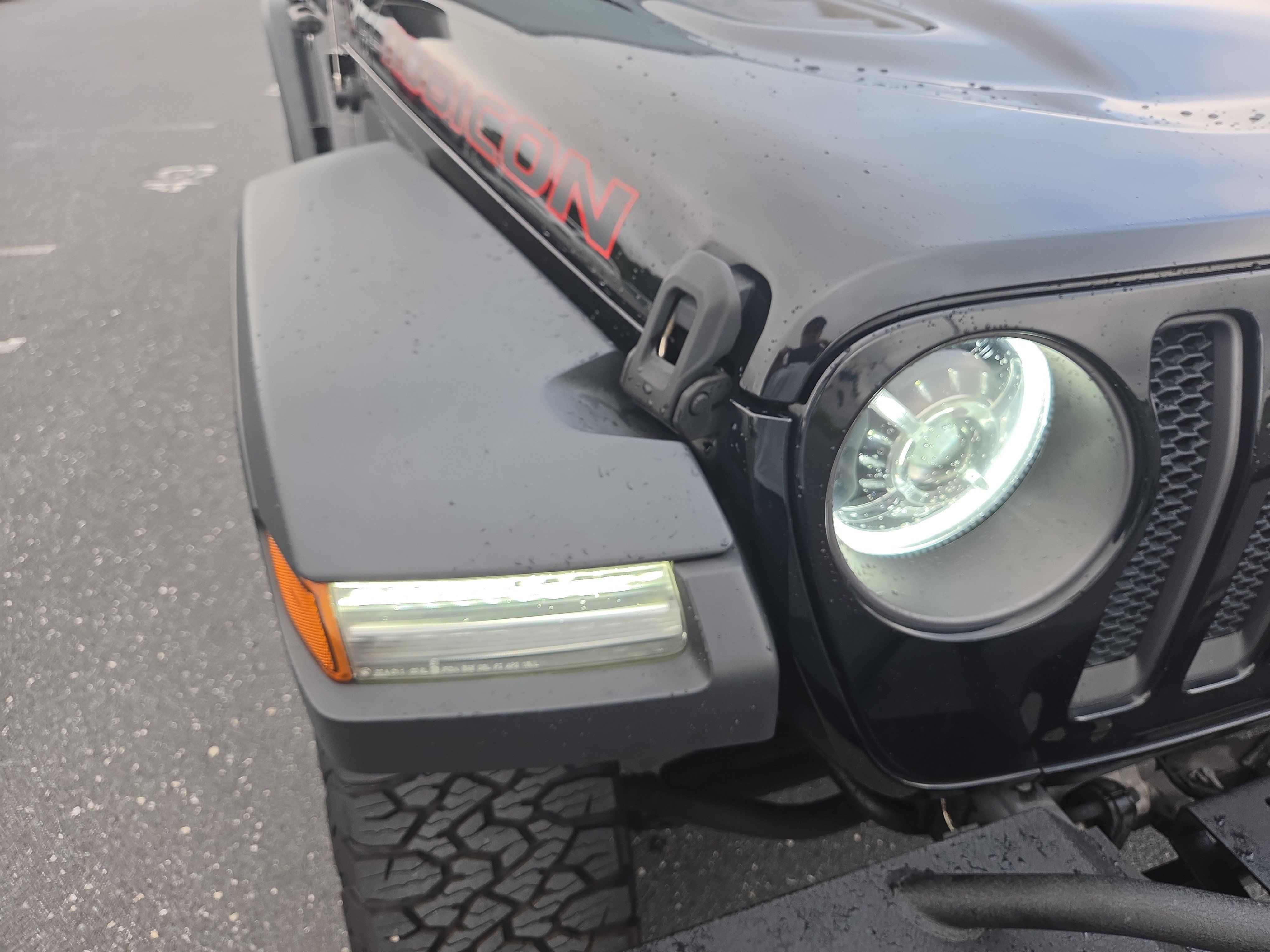 Used 2021 Jeep Wrangler Unlimited Rubicon w/ LED Lighting Group AWD/4WD image 19