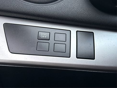 Used 2011 MAZDA MAZDA3 i Touring image 19