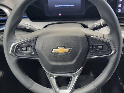 Used 2024 Chevrolet Trax LT w/ Driver Confidence Package FWD image 26