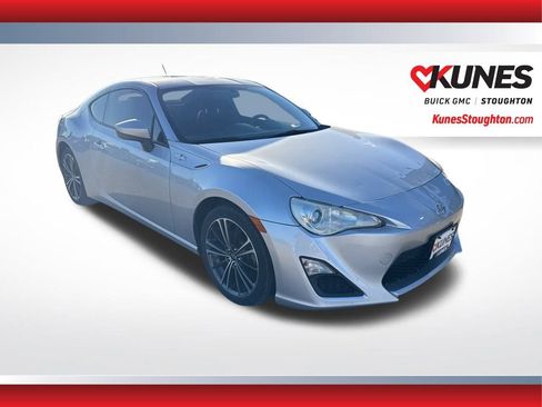 Used 2013 Scion FR-S image 1