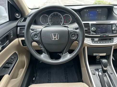 Used 2015 Honda Accord EX-L image 14