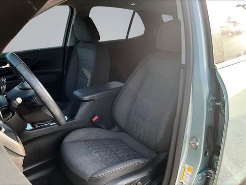 Used 2022 Chevrolet Equinox LT AWD/4WD image 23