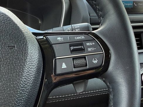 Used 2023 Honda Pilot Elite image 19