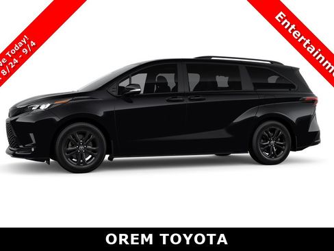 New 2026 Toyota Sienna XSE AWD/4WD image 3
