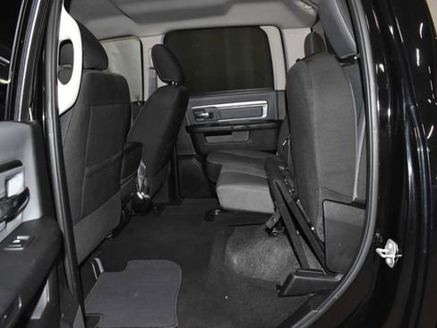 Used 2023 RAM 1500 Classic SLT image 33