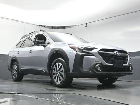 Certified 2024 Subaru Outback Premium AWD/4WD image 34