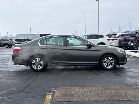Used 2015 Honda Accord LX image 10