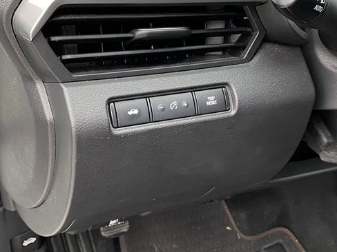 Used 2024 Nissan Altima 2.5 SR image 11