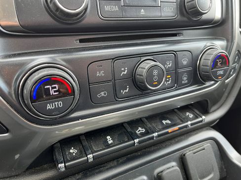 Used 2018 Chevrolet Silverado 1500 LTZ Z71 w/ Redline Edition image 19