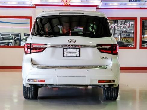 Used 2021 INFINITI QX80 Sensory w/ All-Season Package image 10