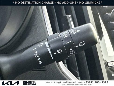 Used 2022 Subaru Forester Touring image 12