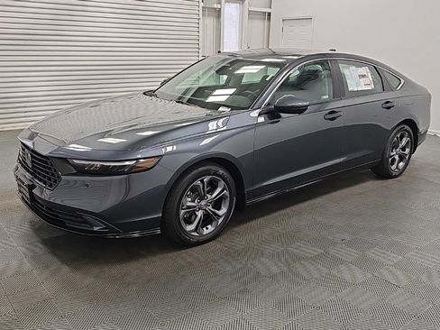 New 2026 Honda Accord EX-L image 4