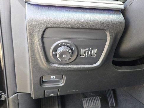 New 2025 Jeep Grand Cherokee L Overland w/ Luxury Tech Group IV image 29