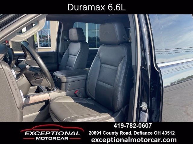 Used 2023 GMC Sierra 2500 Denali w/ Denali Black Diamond Edition AWD/4WD image 11