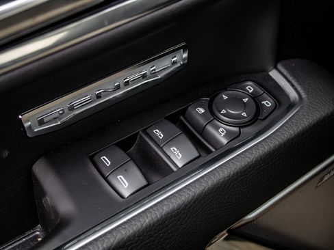 Used 2026 GMC Sierra 1500 Denali image 36