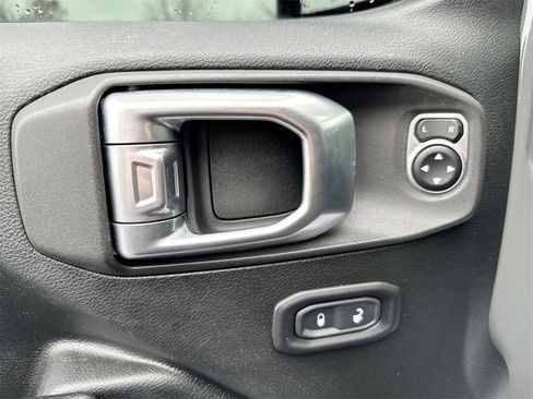 Used 2020 Jeep Wrangler Unlimited Sport S image 20