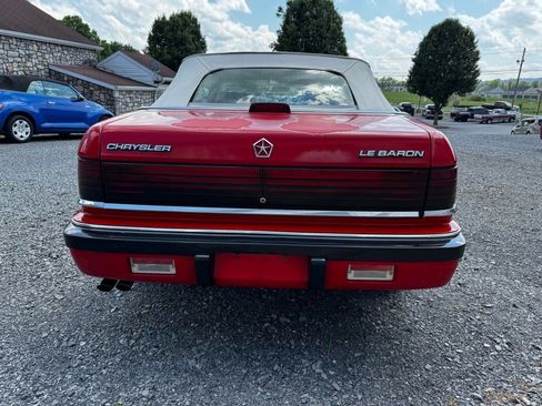 Used 1989 Chrysler LeBaron Premium image 6
