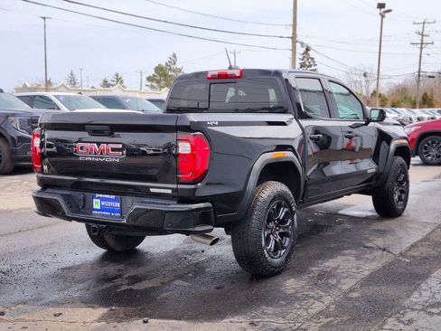 Used 2025 GMC Canyon Elevation AWD/4WD image 5