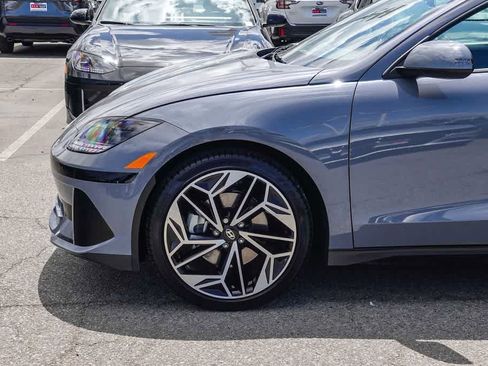 Used 2023 Hyundai Ioniq 6 SEL RWD image 9