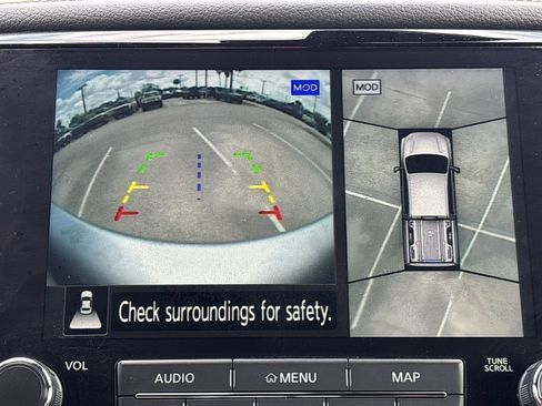 Used 2023 Nissan Titan Platinum Reserve w/ Off Road Protection Package image 21