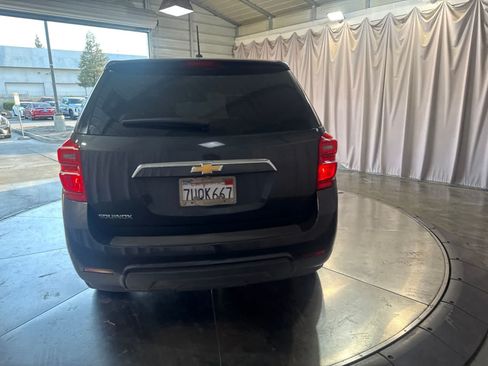 Used 2017 Chevrolet Equinox LS FWD image 5