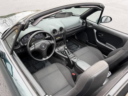 Used 1999 MAZDA MX-5 Miata 10th Anniversary Edition image 9