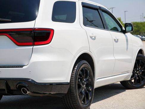 Used 2019 Dodge Durango R/T w/ Blacktop Package AWD/4WD image 18