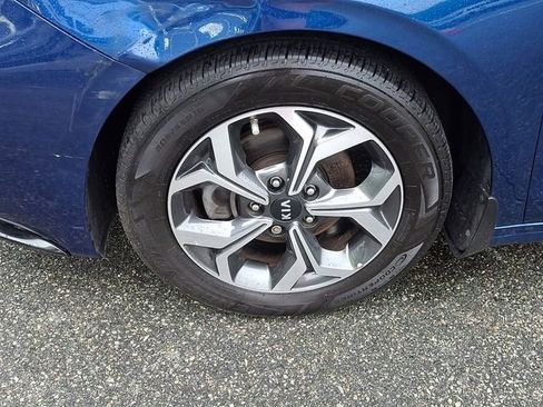 Used 2020 Kia Forte LXS FWD image 16