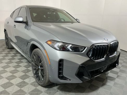 New 2026 BMW X6 xDrive40i w/ Climate Comfort Package image 4