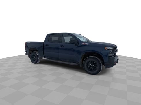 Used 2021 Chevrolet Silverado 1500 LT Trail Boss image 2