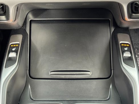 Used 2021 Kia Sorento S image 26