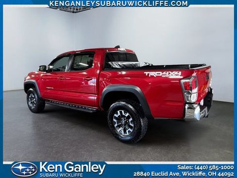 Used 2021 Toyota Tacoma TRD Off-Road AWD/4WD image 3