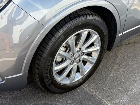 Used 2020 Buick Envision Essence FWD image 5