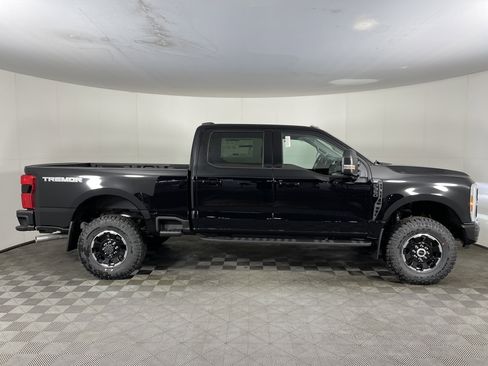 New 2026 Ford F350 XLT w/ XLT Premium Package image 5