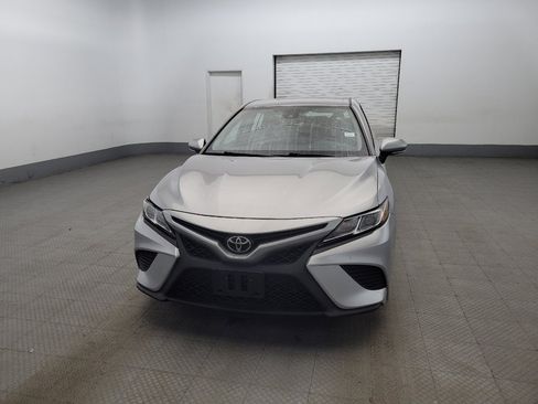 Used 2018 Toyota Camry SE w/ Convenience Package image 15