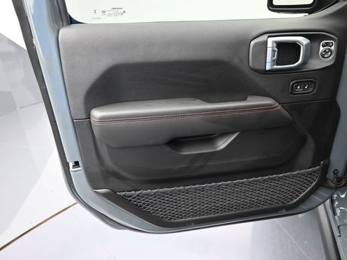 New 2026 Jeep Wrangler Unlimited Rubicon w/ Technology Group image 11