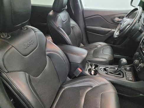 Used 2019 Jeep Cherokee Limited AWD/4WD image 21
