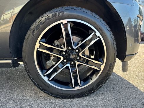 Used 2021 Ford Expedition Limited image 27